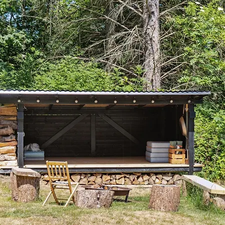 Ice Age Landscapes And Garden Retreats Nyaraló *